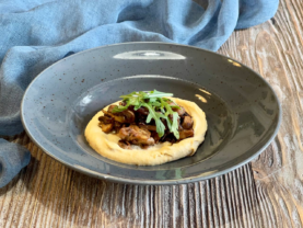 Хумус зі смаженими грибами