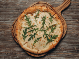 Піца п’ять сирів