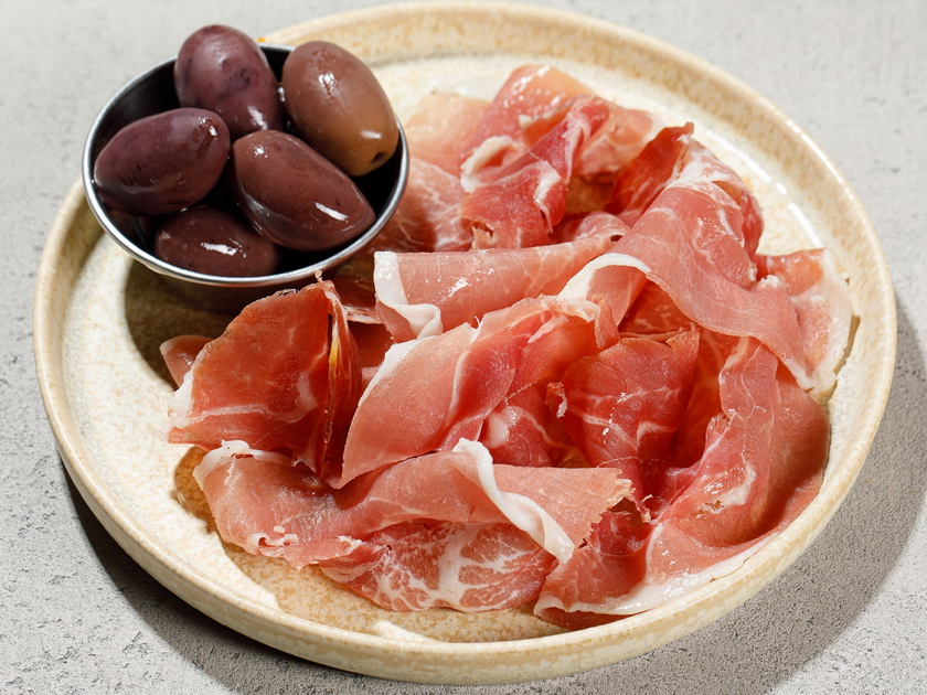 ЖАРОВНЯ: адреса, час роботи, контакти