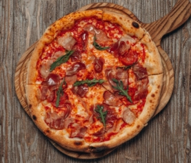 Піца чотири м’яса