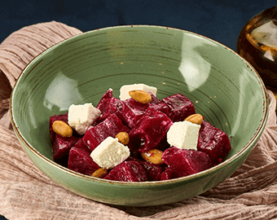 Салат із пряного буряка та сира фета