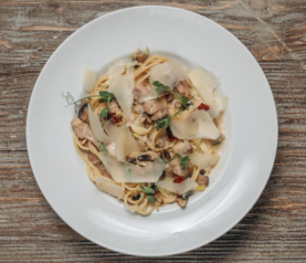 Спагетті з куркою та сиром Горгонзолла