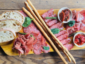 М’ясне антипасті